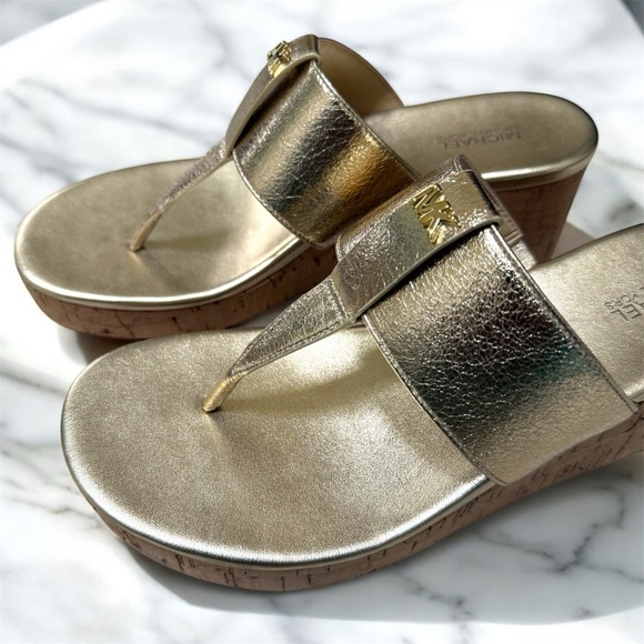 Michael Kors Metallic Gold Wedge Cork Platform Summer Sandals Size 7.5 - Picture 4 of 6